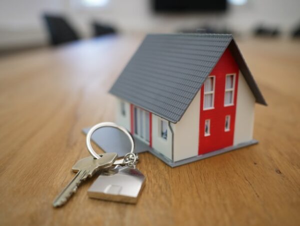 模型の家と鍵